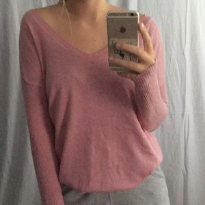 Comfyyyyy pink sweater